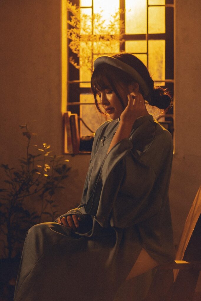 家にこもりがちの女性が気をつけるべき心の健康法は？